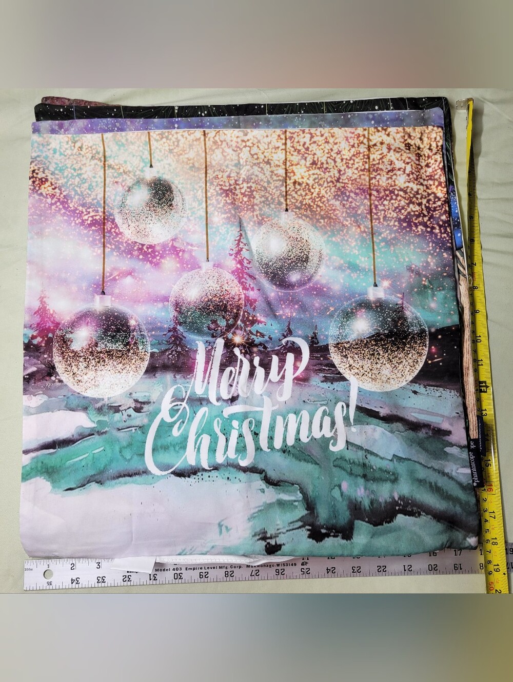 Merry Christmas Wall Tapestry with Colorful Ornaments - Holiday Decor